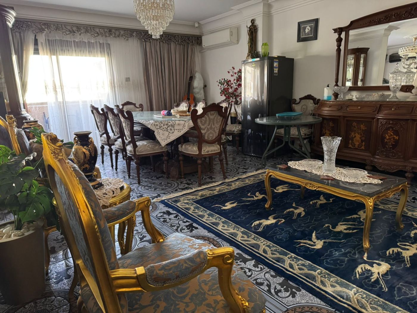 شقه للبيع 207 متر ش محمود عصمت متفرعات احمد اسماعيل شيراتون